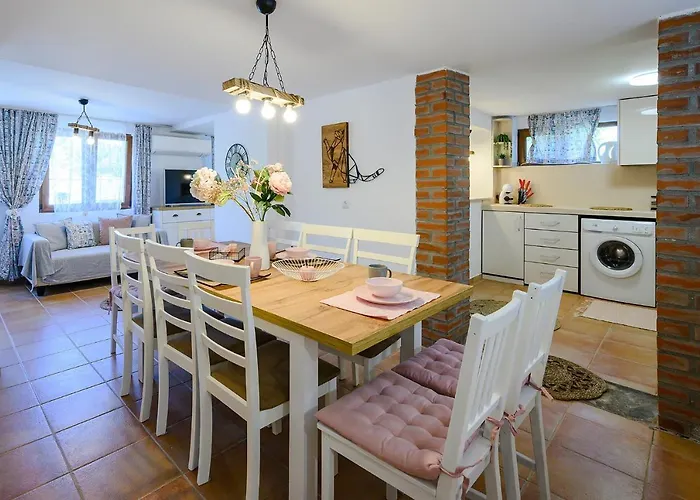 Villa Baywatch Galata